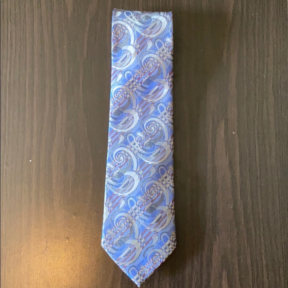 $10 Ties: Q Brand Paisley Tie